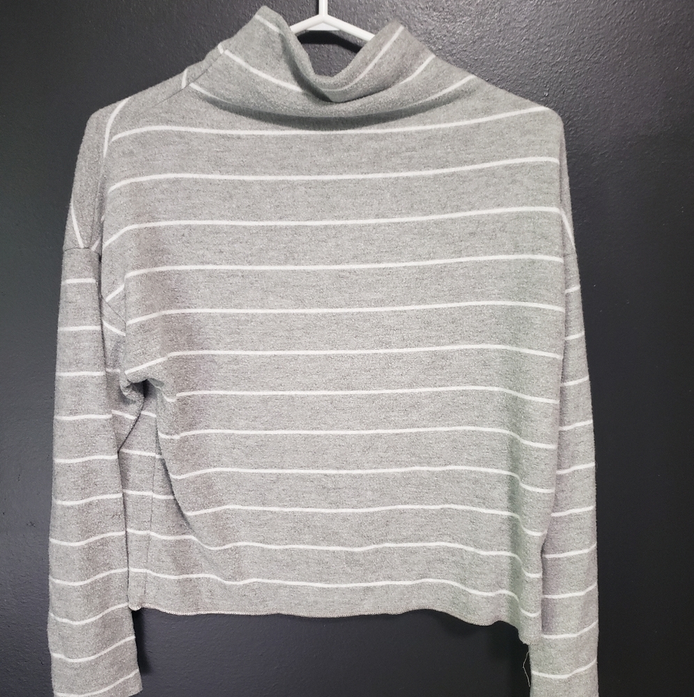 Striped mock neck pullover